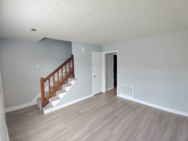 $1125.00 / 2br - 948ft2 - Cozy 2 Bed Townhouse in Lynchburg | 1.5 Bath | Available now| $112563851970430977120