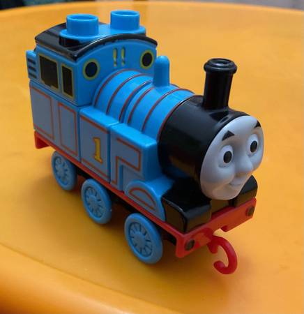 Mega Bloks Build & Connect Thomas & Friends Train 5 Pieces Complete 1