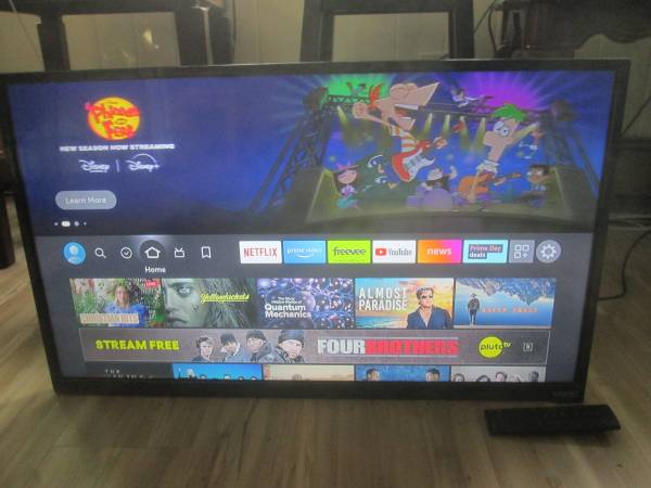32" vizio  Tv, - $39 (anchorage)63470287404035120