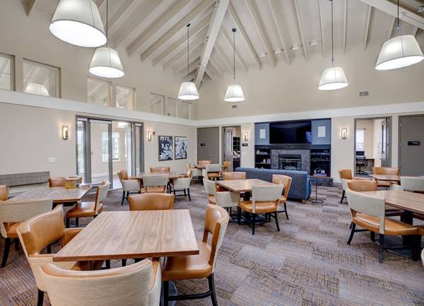 $1,947 / 2br - Balcony, Large Clubhouse, Dishwasher (sonoma)63682761259395122
