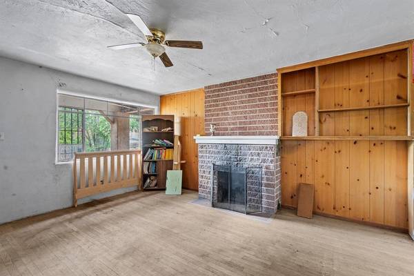 $264,900 / 3br - 1468ft2 - 3 Habitaciones 2 Baños para Remodelar (Santa Fe, NM)63659866834049121