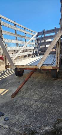 Hay wagon - $60063471317728513121