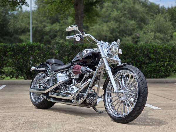 Rare! 2013 Harley-Davidson CVO Breakout - Low Miles!