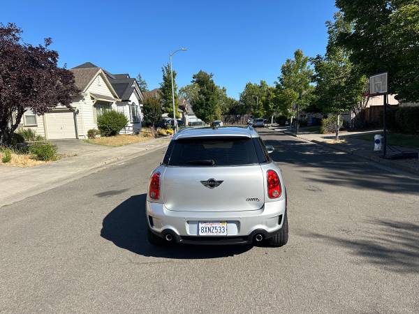 2012 mini Cooper countryman S ALL4 - $5,800 (santa rosa)63654700803201123