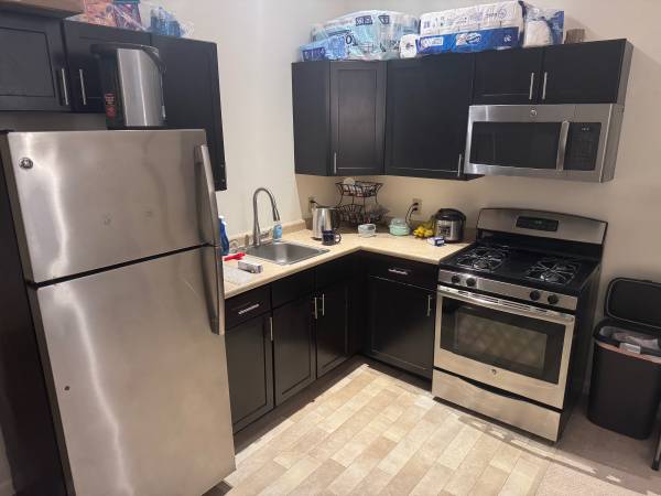 $1,650 / 1br - 645ft2 - Estudio grande en alquiler desde $1650 (Lebanon)63656245260289124