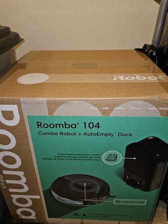 Roomba 104 Combo Robot + AutoEmpty Dock (Brand New) 1