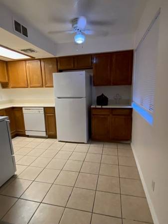 $925.00 / 1br - 700ft2 - Spacious 1 bedroom in Bullhead City ready to be called home!63618564418179122