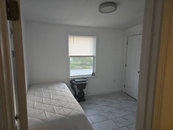 $1,000 / 1br - single family living, all yours (ayer)63996693366274120