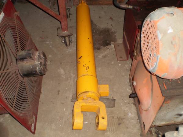 Hydraulic Cylinder 1