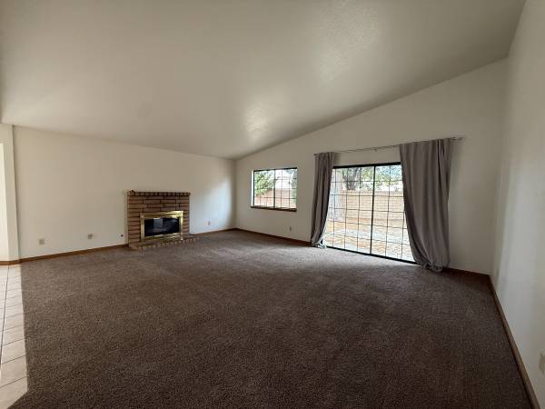 $3,500 / 4br - 1841ft2 - 301 Chaplin Circle (Lompoc)63663836715395121