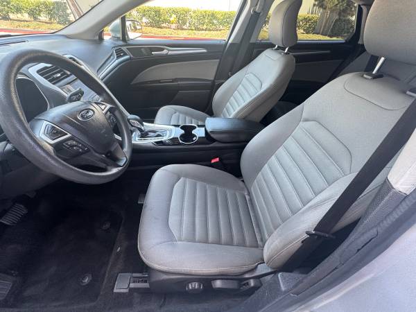 2014 FORD FUSION HYBRID—1-OWNER / SUPER CLEAN & RUNS EXCELLENT - $7,70063618267600769124