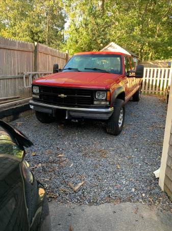 2000 Chevy Silverado 1