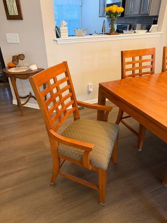 Complete Kincaid Solid Wood Dining Room Suite 1