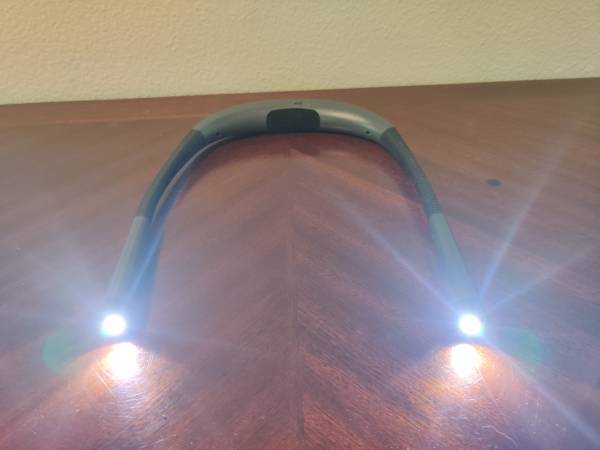 Neck book reading light - $10 (Renton)63438263195905121