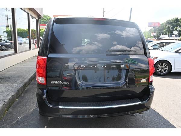 2014 Dodge Grand Caravan SXT - $7,990 (Charlotte)63613482501377124