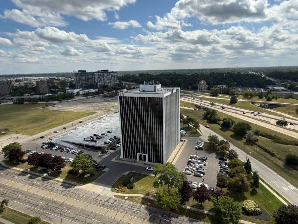 Single Room Office for Lease at Nine Mile Crossing - 10th Floor 1
