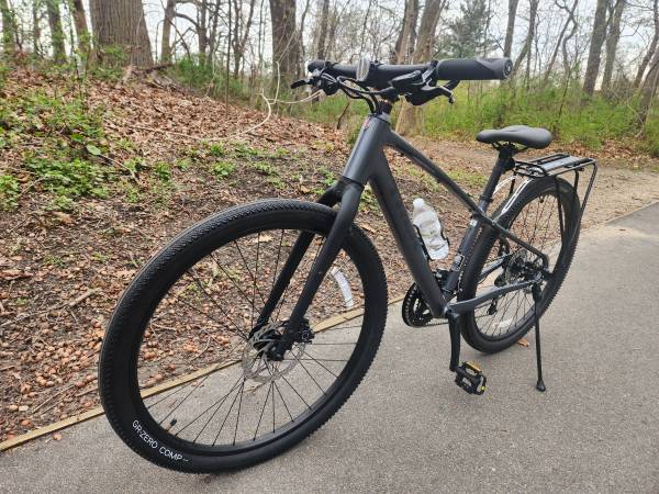 Trek Dual Sport 2 Gen 5 Hybrid 1