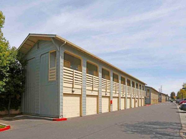 $2,450 / 1br - 709ft2 - ¡Empieza de Nuevo con 1 Mes Gratis de Alquiler! (san jose sur)63813587762819120