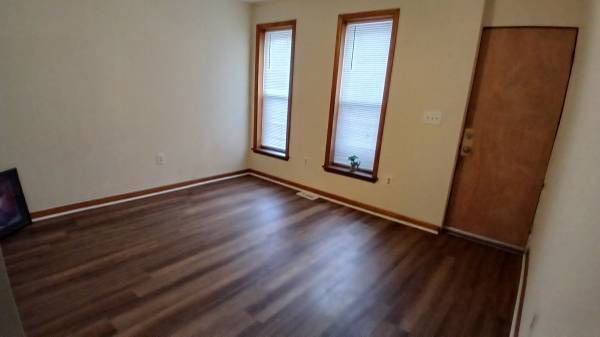 $1,349 / 3br - 3 Bedroom Townhouse (Baltimore)63694572620803123