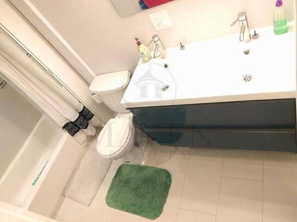 $1,100 / 5br - Habitaciones disponibles en piso solo para mujeres con servicios incluidos (Medford, Ball Square, Tufts, Davis Square, Green Line)63839292274817124