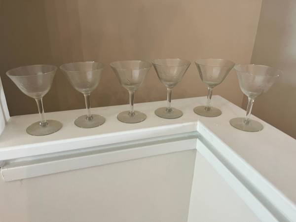 Antique glass stemware set (6 pieces) 1