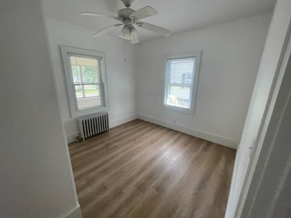 $2,995 / 2br - small house in center of town (Basking Ridge)63762758302721123