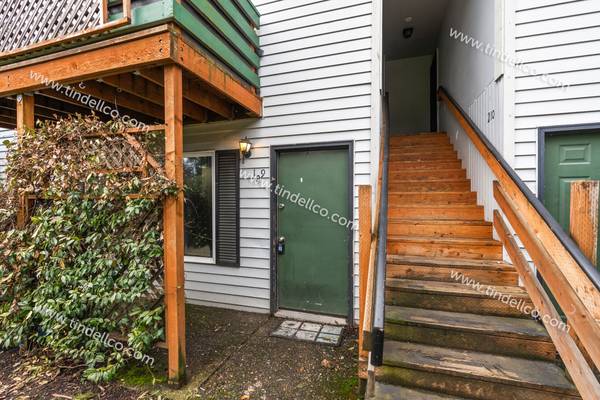 $1,295 / 2br - 768ft2 - ¡$500 de descuento en el segundo mes! Vivienda en planta baja con estacionamiento asignado (Portland)63841708853123122