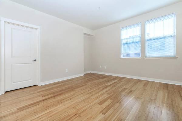 $2,810 / 2br - 1405ft2 - 2/BD, In Emeryville, Short-term Leasing Available (alameda)64000749988739123