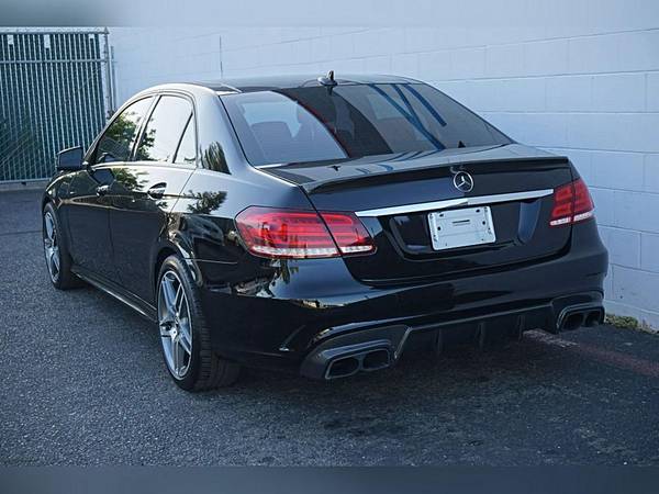 2014 Mercedes-Benz E-Class E 550 4MATIC Sedan 4D - $14995.0063619306023041123