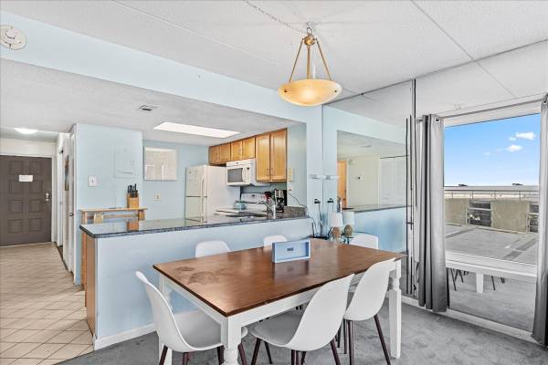 $1,250 / 3br - 900ft2 - 3BR Oceanfront Condo (Ocean City)63839297312899123