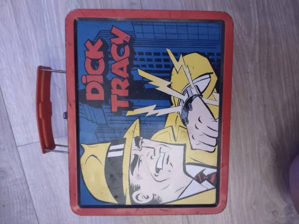 Dick Tracey lunchbox 1