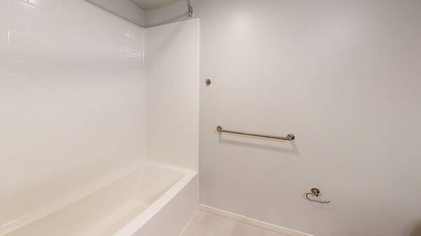 $2,194 / 1br - 751ft2 - Ready Now 3rd Floor One Bed One Bath w Amazing Views (Seattle)63870756640641123