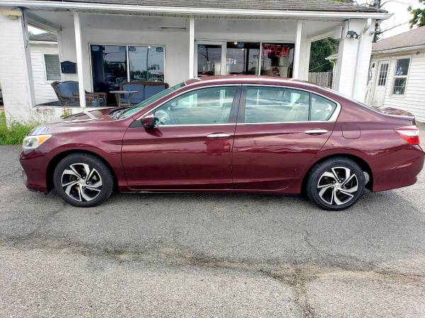2017 Honda Accord LX Sedan CVT ¡GARANTÍA GRATUITA DE 3 MESES! - $10,900 (+ AUTO BANK II - ¡CRÉDITO BUENO/MALO/INEXISTENTE ACEPTADO!)63618565651331123