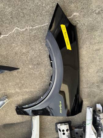 Left fender Porsche cayenne year 2022 1