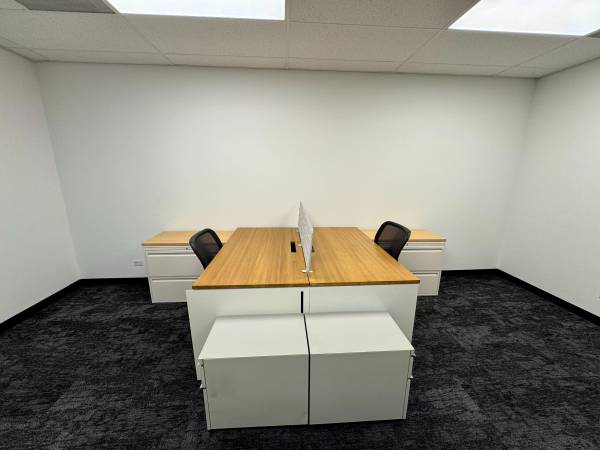 $189 Coworking AVAILABLE at Mag Mile! Come tour TODAY! (Magnificent Mile)64201219107202123