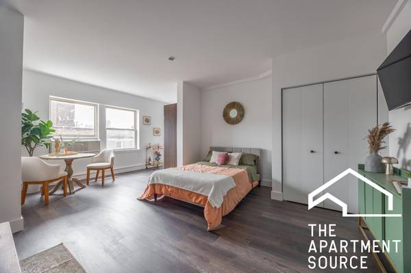$1,604 / 450ft2 - Tour Brand New Units-Full of Light-Pet Friendly-SS Appliances-Unreal (Chicago)63918292914179122