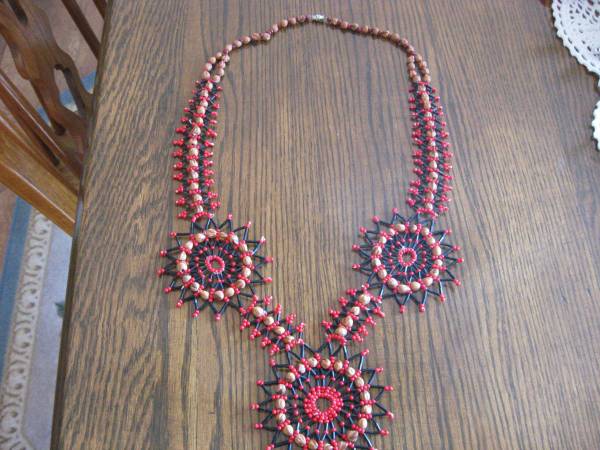 NATIVE AMERICAN NECKLACE 1