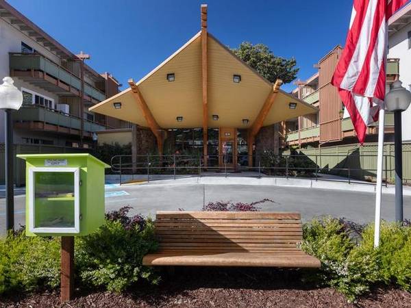 $3,000 / 2br - 760ft2 - Convenient Resident Services, In-Home Washer and Dryer (palo alto)63873441452673122