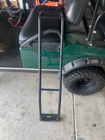 Gobi driver side ladder 1