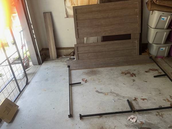 bedframe & headboad without matress 1