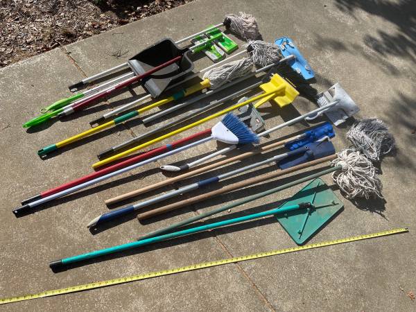 17 Cleaning Tools! Good Condition! Take All! 1