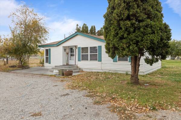 $524,900 / 3br - 1086ft2 - ¡REDUCCIÓN DE PRECIO DE 20K! Terreno para caballos, regado, cuartos para suegros (Kennewick)63624280364547121