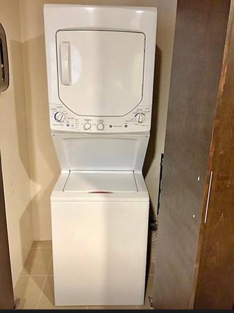 Stackable washer and dryer 1