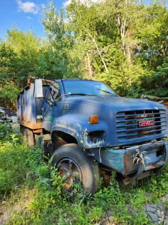 1998 GMC C6500 Parts Dump Truck 1