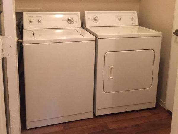 $1,500 / 2br - 1144ft2 - Copy/Fax Available, Window Covering, Washer Dryer In Unit64024998532483123