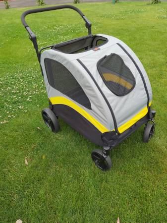 Double Pet Stroller 1