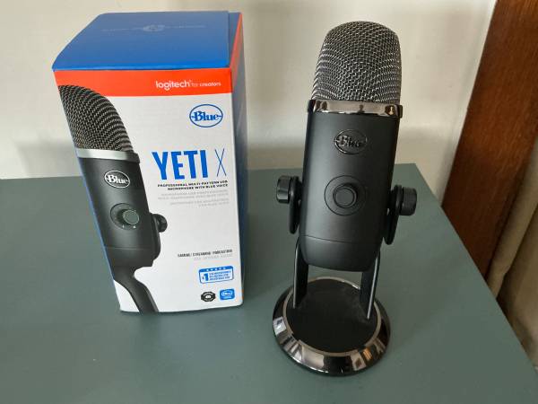 Yeti X USB Microphone 1