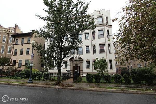 $2350.00 / 2br - 800ft2 - 2 habitaciones/1 baño en Columbia Heights63821951214209121