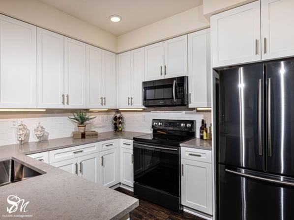 $3,295 / 3br - 1632ft2 - COME TOUR our 3B with Electric Range, Premium Finishes - Ramona (San Diego)63933249872771123
