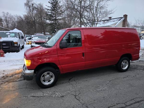 2007 Ford E150 Cargo Van 1